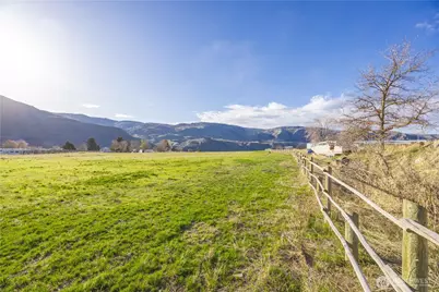 123 Chelan Falls, Chelan Falls, WA 98817 - Photo 23