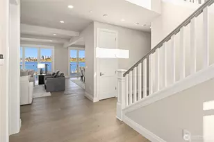 7254 N Mercer Way, Mercer Island, WA 98040 - Photo 3