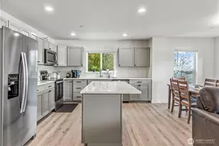 572 Columbia St, Cathlamet, WA 98612 - Photo 11