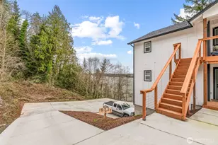 572 Columbia St, Cathlamet, WA 98612 - Photo 7