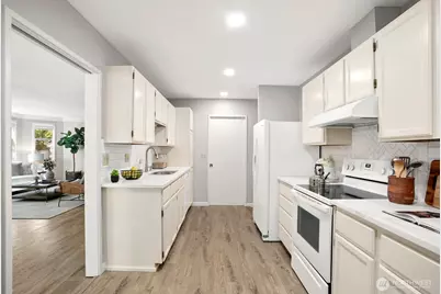 4084 220th Place SE #1038, Issaquah, WA 98029 - Photo 7