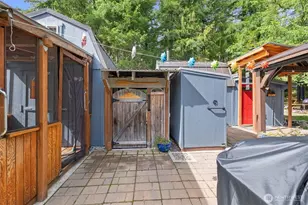 165 Nisqually Way, Ashford, WA 98304 - Photo 23