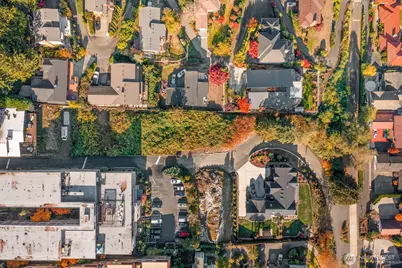 15531 Lake Shore Boulevard, Lake Forest Park, WA 98155 - Photo 11