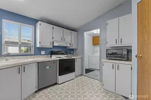 11519 21st Ave E, Tacoma, WA 98445 - Photo 9