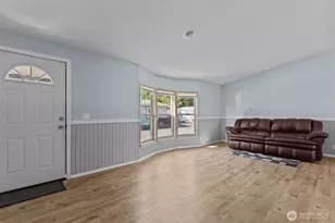 11519 21st Ave E, Tacoma, WA 98445 - Photo 3