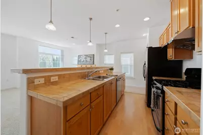 10757 NE Red Wing Way #201, Hillsboro, OR 97006 - Photo 13