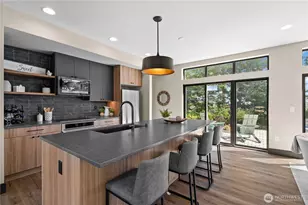 1128 31st Ave S, Seattle, WA 98144 - Photo 3