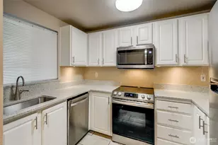 11107 NE 125th Ln, Kirkland, WA 98034 - Photo 7