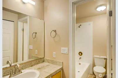 11107 NE 125th Lane #F222, Kirkland, WA 98034 - Photo 13