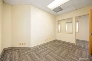 325 N Chelan Ave, Wenatchee, WA 98801 - Photo 21