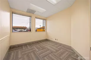 325 N Chelan Ave, Wenatchee, WA 98801 - Photo 13