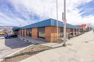 325 N Chelan Ave, Wenatchee, WA 98801 - Photo 7