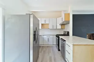 14808 SE Allen Rd., Bellevue, WA 98006 - Photo 17