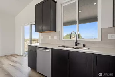 1154 E Mt Hood Street, Othello, WA 99344 - Photo 13