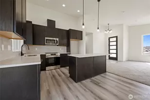 1154 E Mt Hood St, Othello, WA 99344 - Photo 9