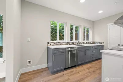 13055 2nd Avenue S #A, Burien, WA 98168 - Photo 9