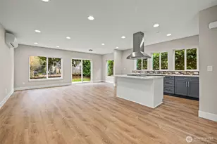 13055 2nd Ave S, Burien, WA 98168 - Photo 3