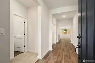 23743 Marinwood Cir NE, Kingston, WA 98346 - Photo 3