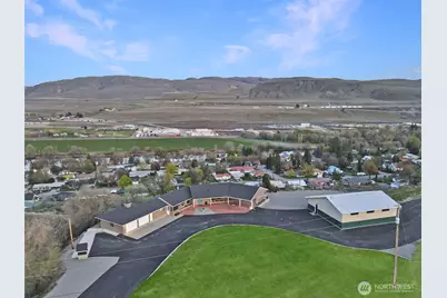 940 Sunrise Heights Road, Okanogan, WA 98840 - Photo 1