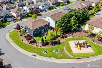 8715 185th Street Ct E, Puyallup, WA 98375 - Photo 3