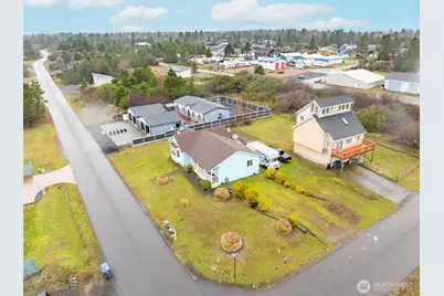 952 Wawona Avenue SE, Ocean Shores, WA 98569 - Photo 31