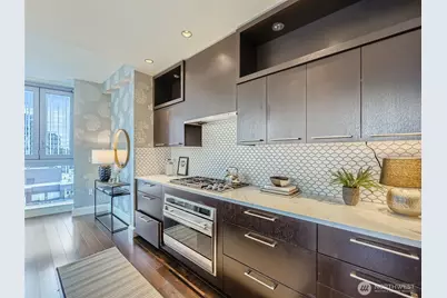 1521 2nd Avenue #2502, Seattle, WA 98101 - Photo 9