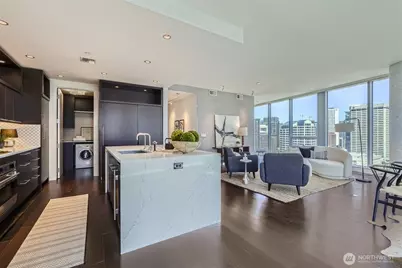 1521 2nd Avenue #2502, Seattle, WA 98101 - Photo 3