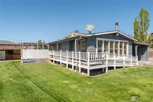 1418 S Tyee Ave, East Wenatchee, WA 98802 - Photo 3