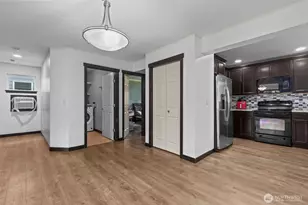 1118 Chestnut Ct, Everett, WA 98201 - Photo 11