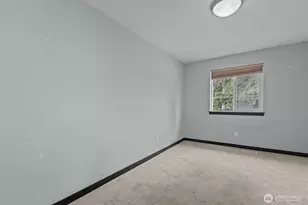 1118 Chestnut Ct, Everett, WA 98201 - Photo 31