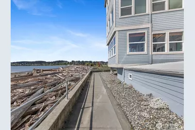 651 SE Bayshore Drive #E102, Oak Harbor, WA 98277 - Photo 25