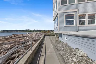 651 SE Bayshore Dr, Oak Harbor, WA 98277 - Photo 25