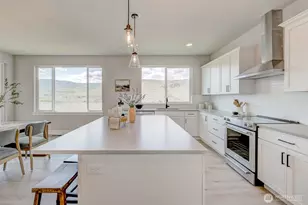 1580 S Kelvin Ct, East Wenatchee, WA 98802 - Photo 9