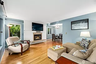 2858 32nd Ave W, Seattle, WA 98199 - Photo 3