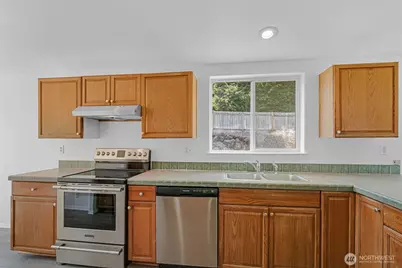 147 Zola Drive E, Cinebar, WA 98533 - Photo 11