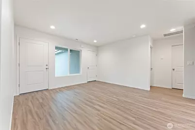 102 Poplar Street NE, Royal City, WA 99357 - Photo 3