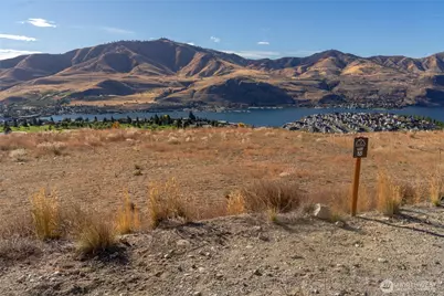925 Long Drive, Chelan, WA 98816 - Photo 9