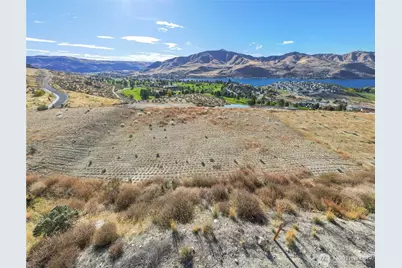 925 Long Drive, Chelan, WA 98816 - Photo 13