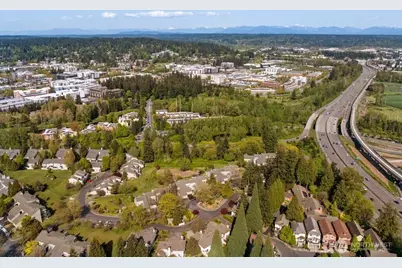 15662 NE 70th Court, Redmond, WA 98052 - Photo 1