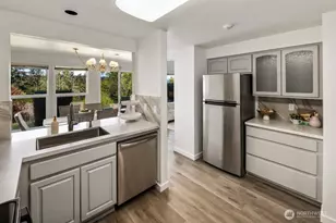 15662 NE 70th Ct, Redmond, WA 98052 - Photo 13