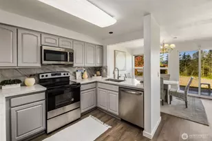 15662 NE 70th Ct, Redmond, WA 98052 - Photo 15