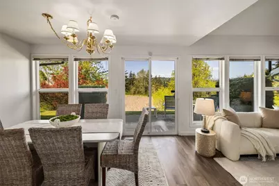 15662 NE 70th Court, Redmond, WA 98052 - Photo 9