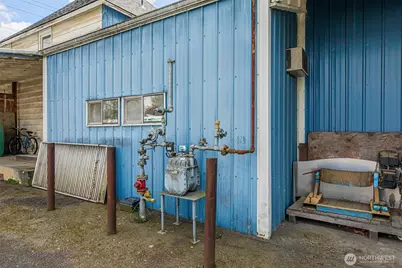 1063 1065 Beach Avenue, Marysville, WA 98270 - Photo 13