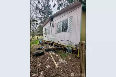 2317 Twin Place, Anacortes, WA 98221 - Photo 3