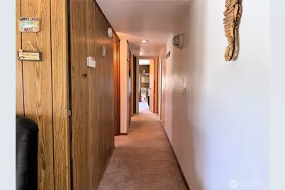 31884 Phillips Lane E, Davenport, WA 99122 - Photo 17