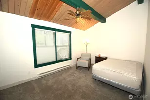 971 E Manzanita Dr, Union, WA 98592 - Photo 17