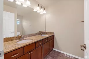 1061 Hiton Cir, DuPont, WA 98327 - Photo 23