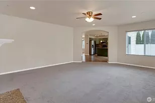 1061 Hiton Cir, DuPont, WA 98327 - Photo 13