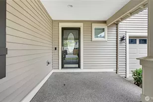 1061 Hiton Cir, DuPont, WA 98327 - Photo 3