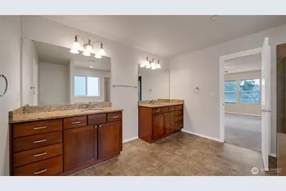 1061 Hiton Circle, DuPont, WA 98327 - Photo 19